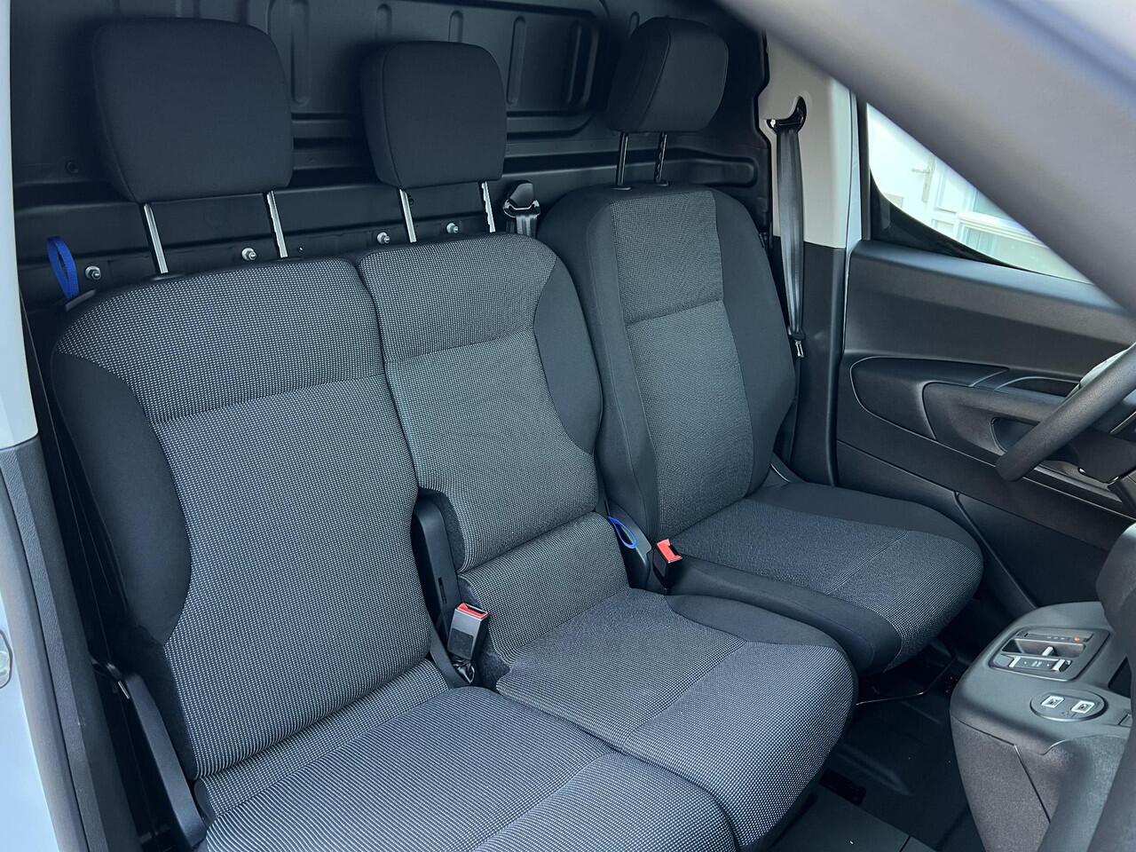 Opel COMBO Electric L1 50kWh | 8 jaar garantie | Apple Carplay | passagiersbankje | Comfort stoel | betimmering | rijklaarprijs