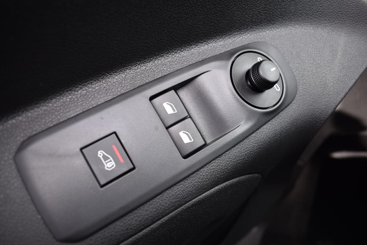 Opel COMBO Electric 136 L1 50kWh