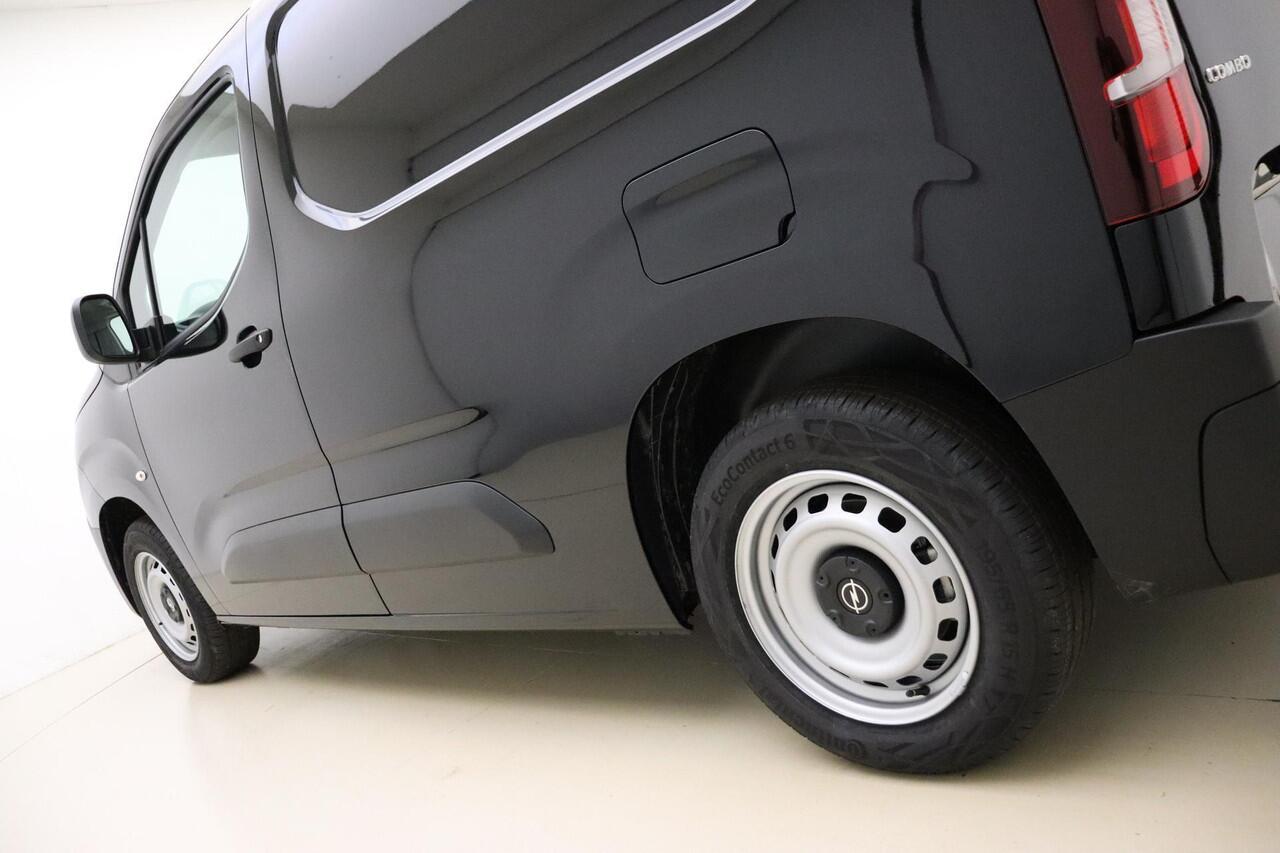 Opel COMBO Electric 136 L1 50kWh | 345KM Actieradius WLTP | Uit Voorraad Leverbaar | 750KG Trekgewicht | Houten Laadvloer | Apple Carplay & Android Auto Draadloos | Multifunctioneel Stuurwiel |