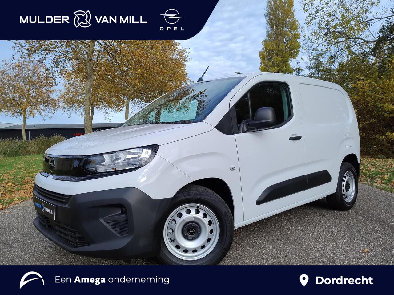 Opel COMBO Electric L1 50 kWh 136pk | 8 jaar garantie | 0% financial lease | Houten afwerking laadruimte | Multimedia | Apple Carplay | Android Auto | Achteruitrijcamera | Parkeersensoren achter | Digital cockpit | Stuurwielbediening | Bestuurdersstoel comfort | van