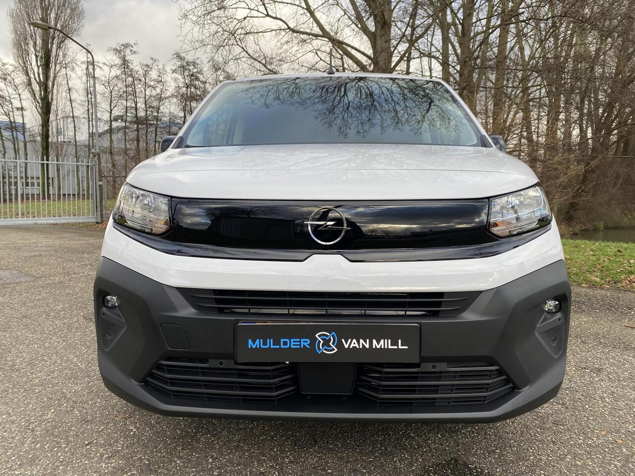 Opel COMBO Electric L2 50 kWh 136pk | ACTIE | 8 jaar garantie | Houten afwerking laadruimte | NAVI | Multimedia | Draadloze Apple Carplay en Android Auto | Achteruitrijcamera | Parkeersensoren voor- en achter | Dode hoek detectie | Digital cockpit | Stuurwielbedieni