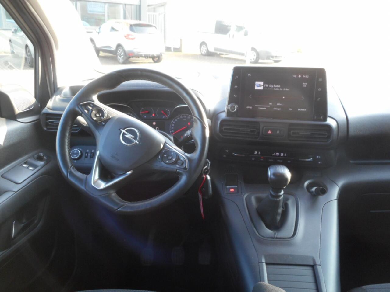 Opel COMBO TOUR 1.2 T. L1H1 Edition