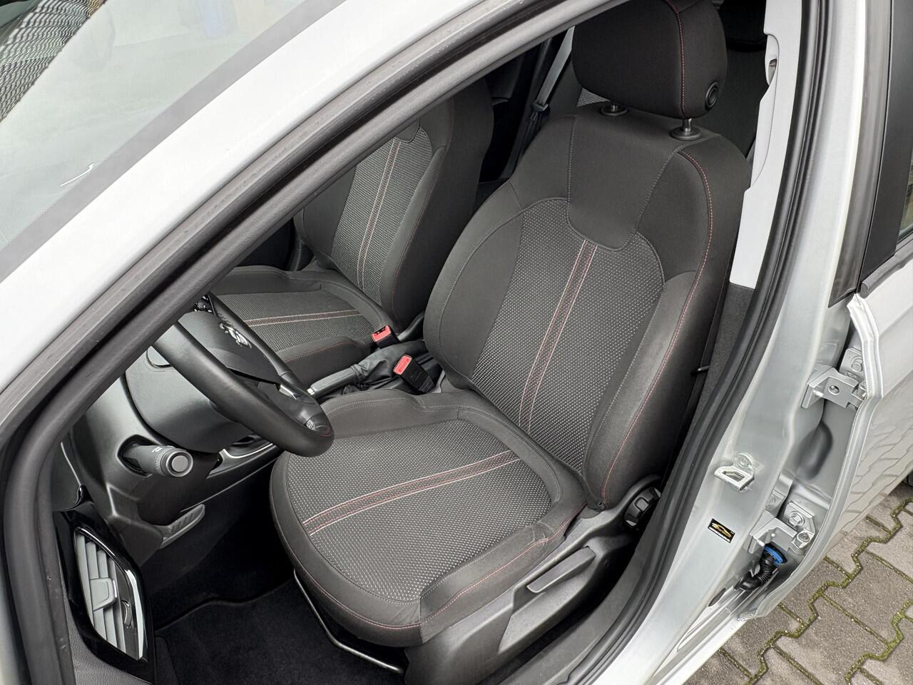 Opel CORSA 1.0 Turbo Apple Carplay, Trekhaak, Cruise contr. Garantie