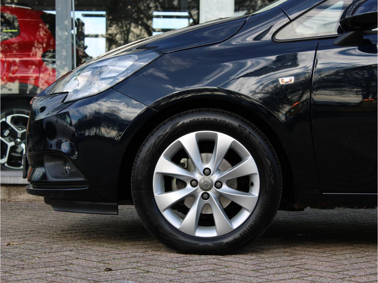 Opel CORSA 1.4 Favourite | Trekhaak / Cruise / Apple Carplay