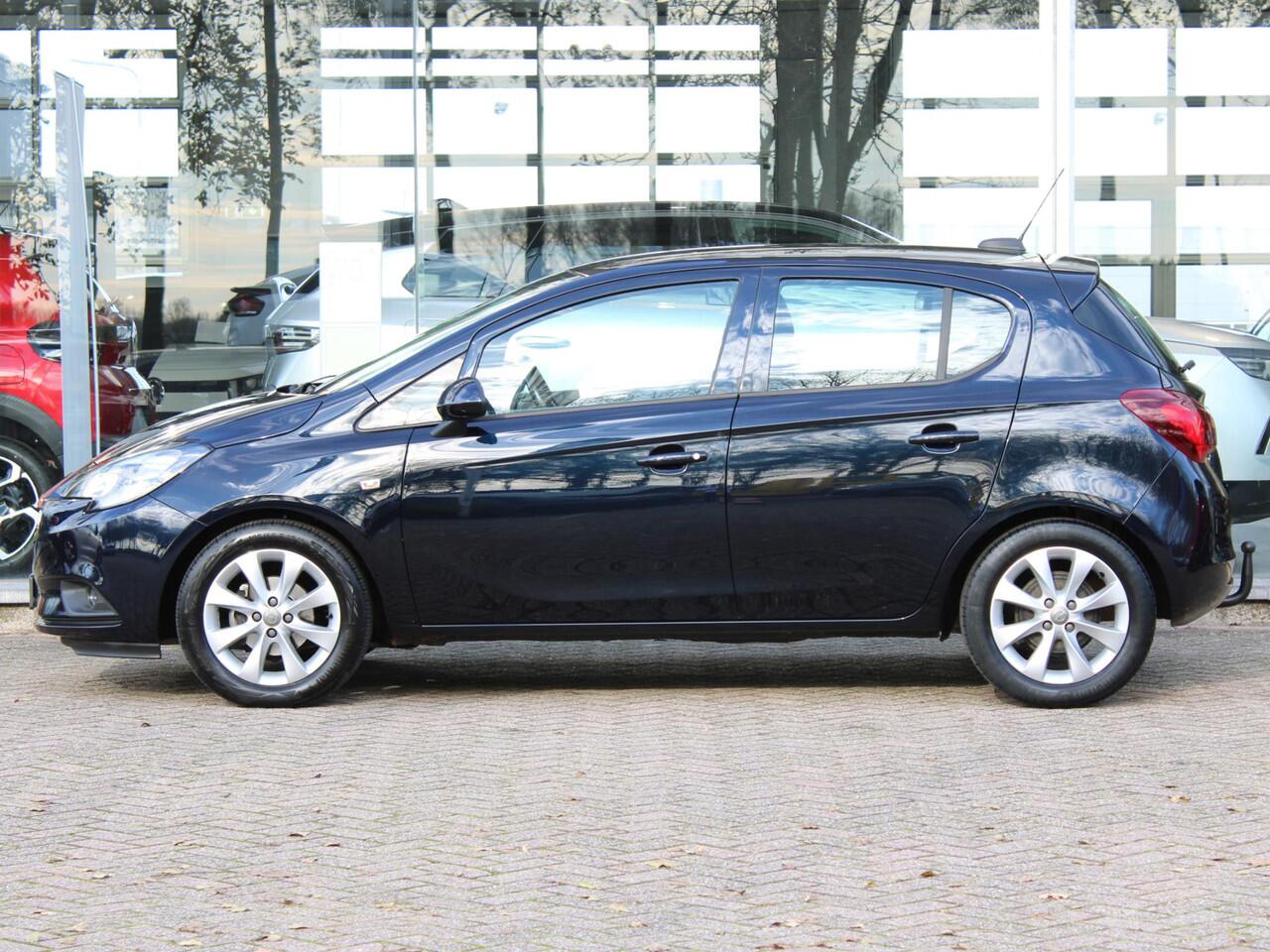 Opel CORSA 1.4 Favourite | Trekhaak / Cruise / Apple Carplay