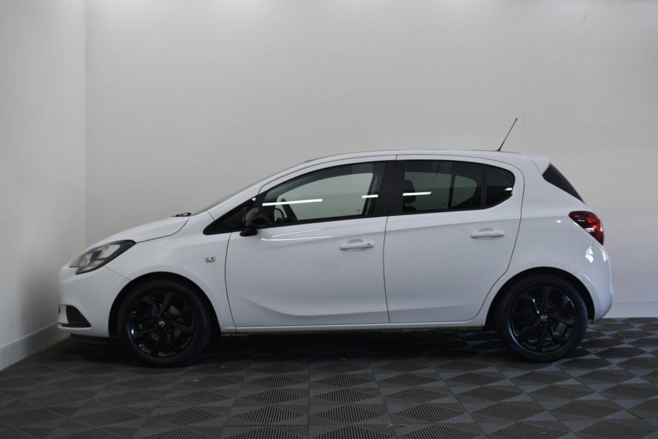 Opel CORSA 1.2-16V Color Edition