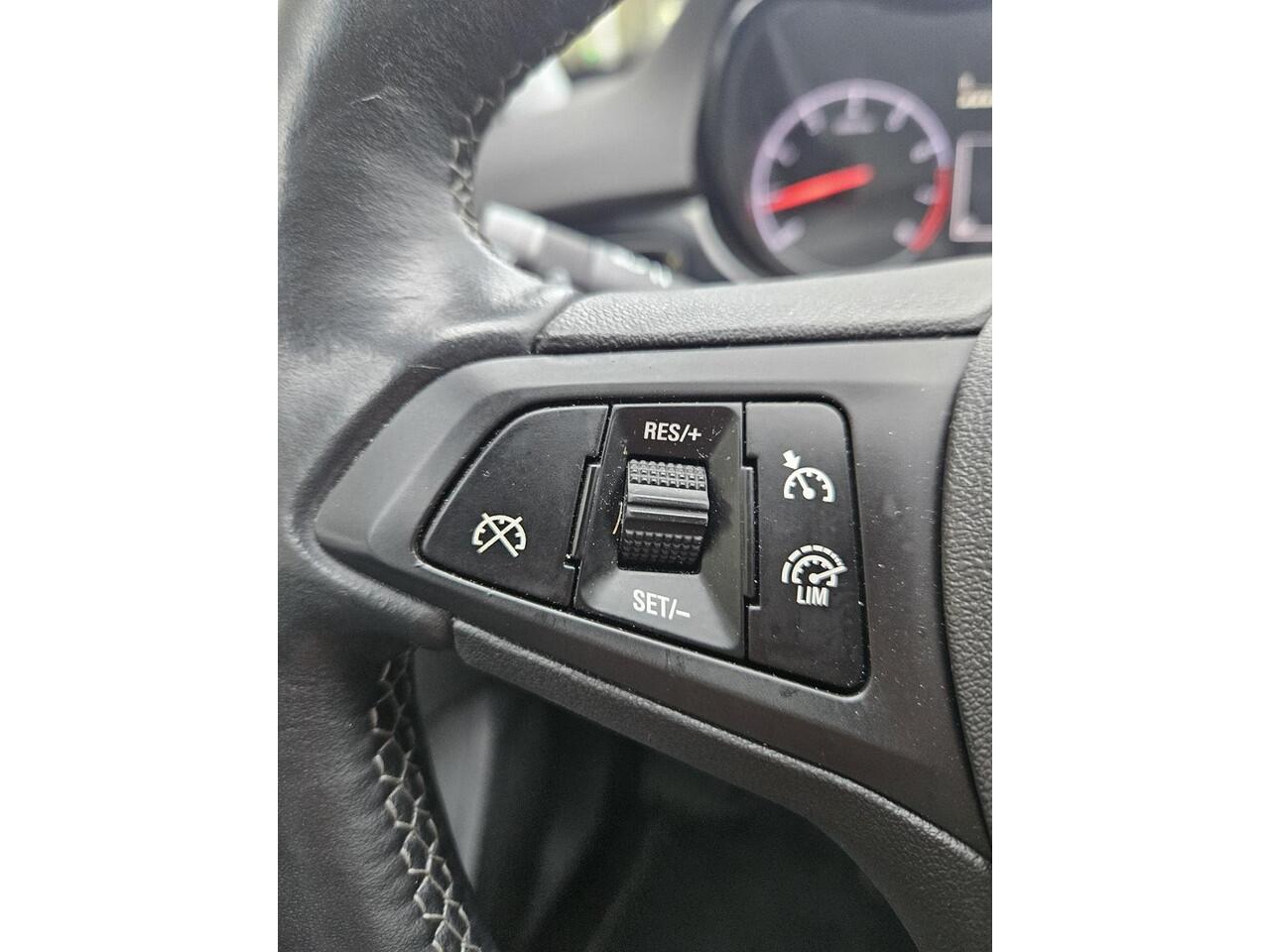 Opel CORSA 1.0 Turbo 120 Jaar Edition