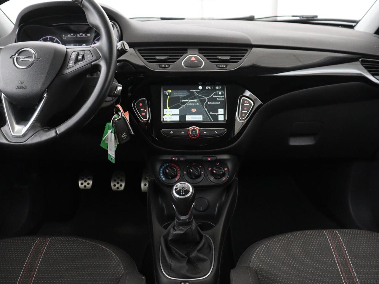 Opel CORSA 1.4 Black Edition | 1e eigenaar | Trekhaak | Carplay | Airco | Cruise control | Parkeerhulp | Navigatie | Bluetooth | Getint glas