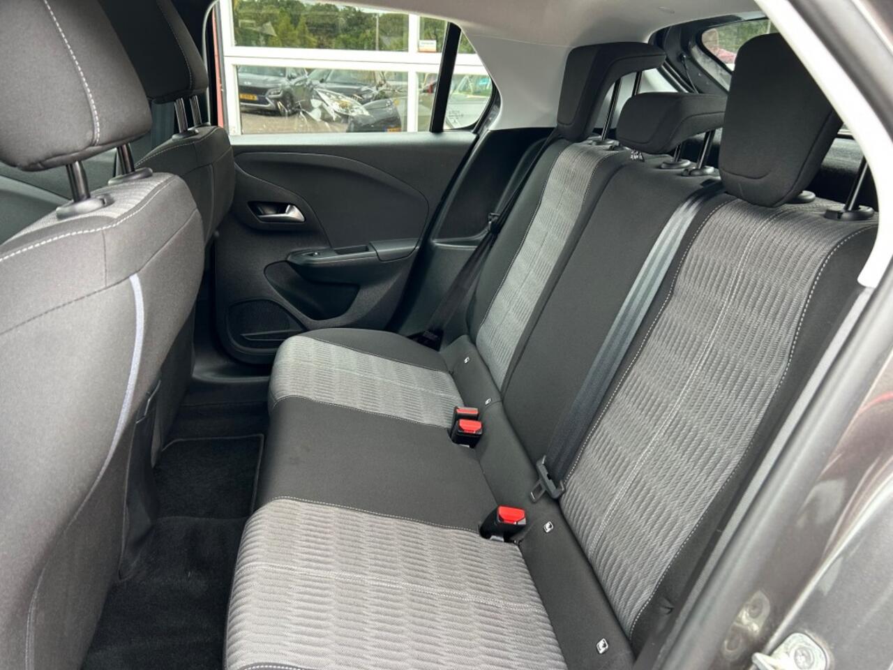 Opel CORSA 1.2 EDITION 5-DRS SLECHTS 42.622 KM!