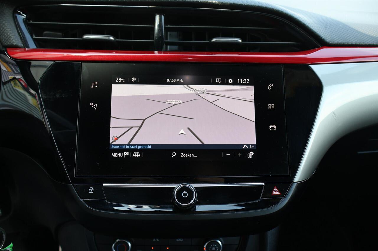 Opel CORSA 1.2 GS Line Carplay | Navi | Full Led | Bots Systeem | Lane Assist | NL-Auto | Volledig Onderh.