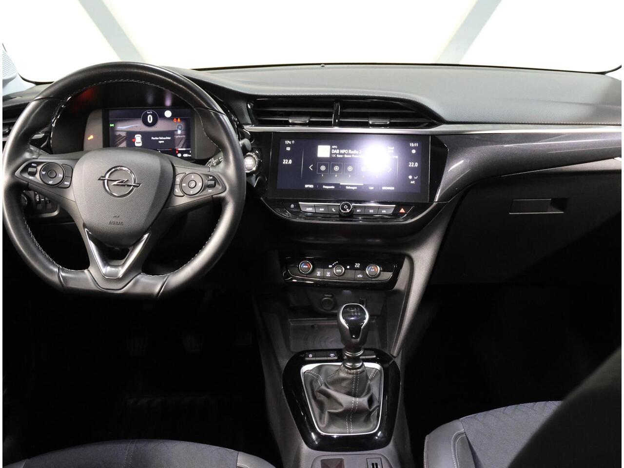 Opel CORSA 100PK Elegance | 1ste eigenaar | Camera | Climate Control | Cruise Control | Armsteun | AppleCarPlay/Android | Keyless | LEER/Stof | Navigatie | Parkeersensoren | Isofix |