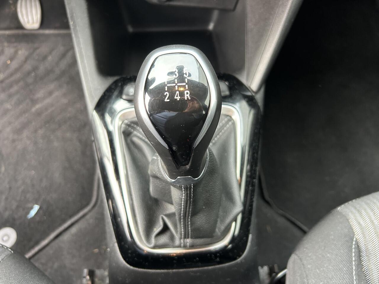 Opel CORSA 1.2 Edition