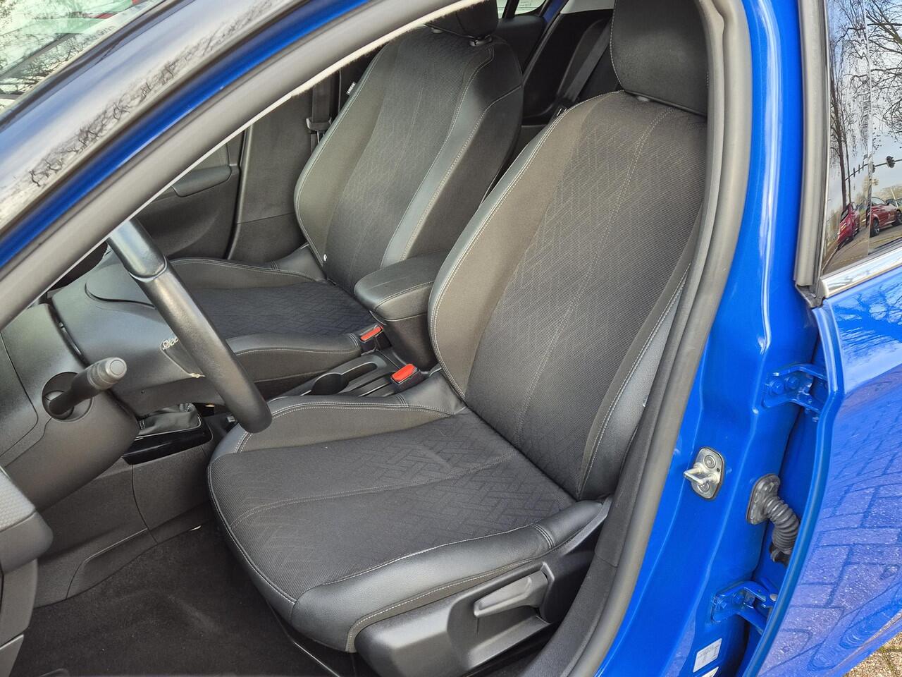 Opel CORSA 1.2 Elegance | Afn. Trekhaak | Navigatie via Apple Carplay | Cruise Control | Licht metalen velgen