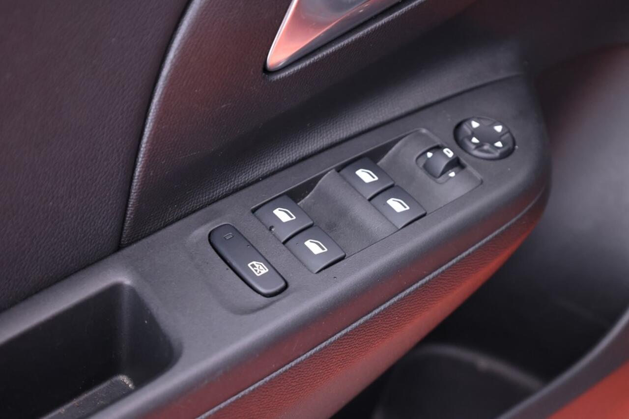 Opel CORSA 1.2 Elegance 5-drs Automaat ? 1e Eigenaar