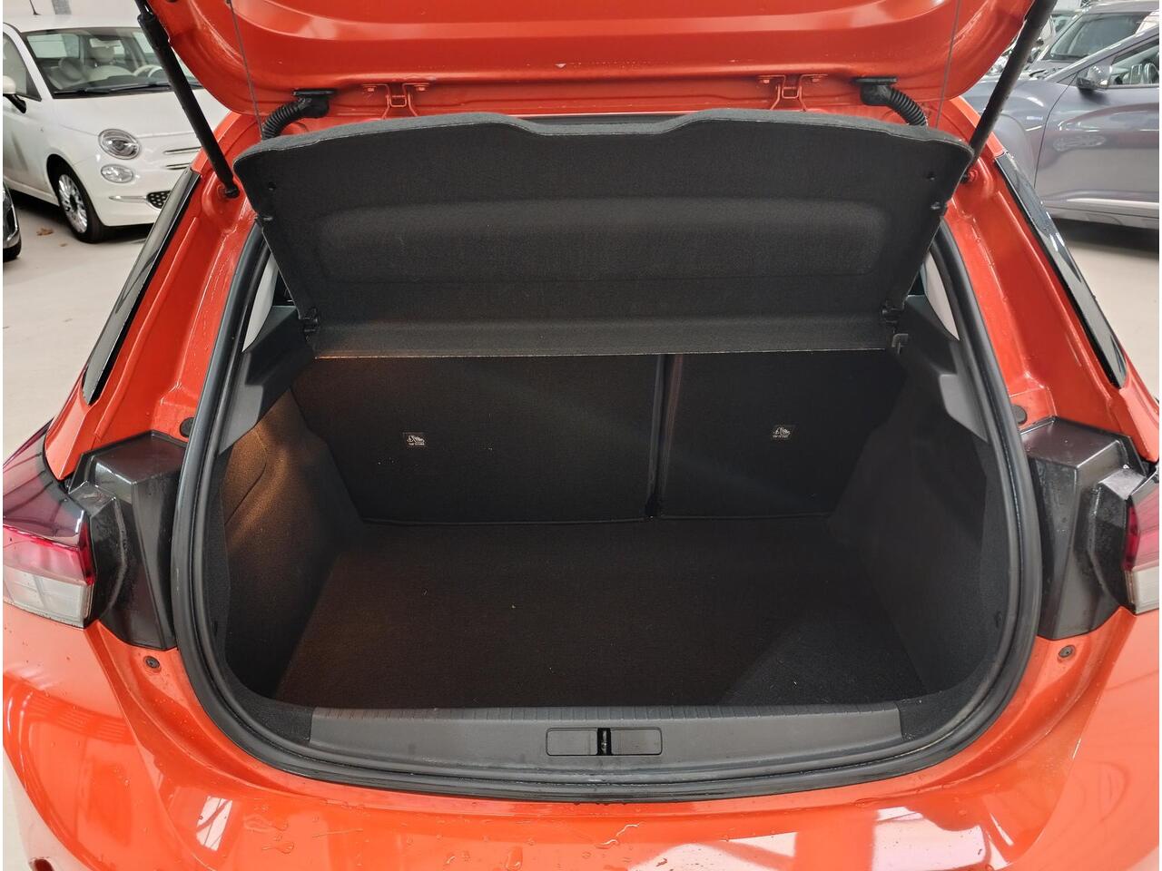 Opel CORSA 1.2 Edition Airconditioning | Audiosysteem | Centrale vergrendeling | Cruise control | Electrische bedienbare ramen