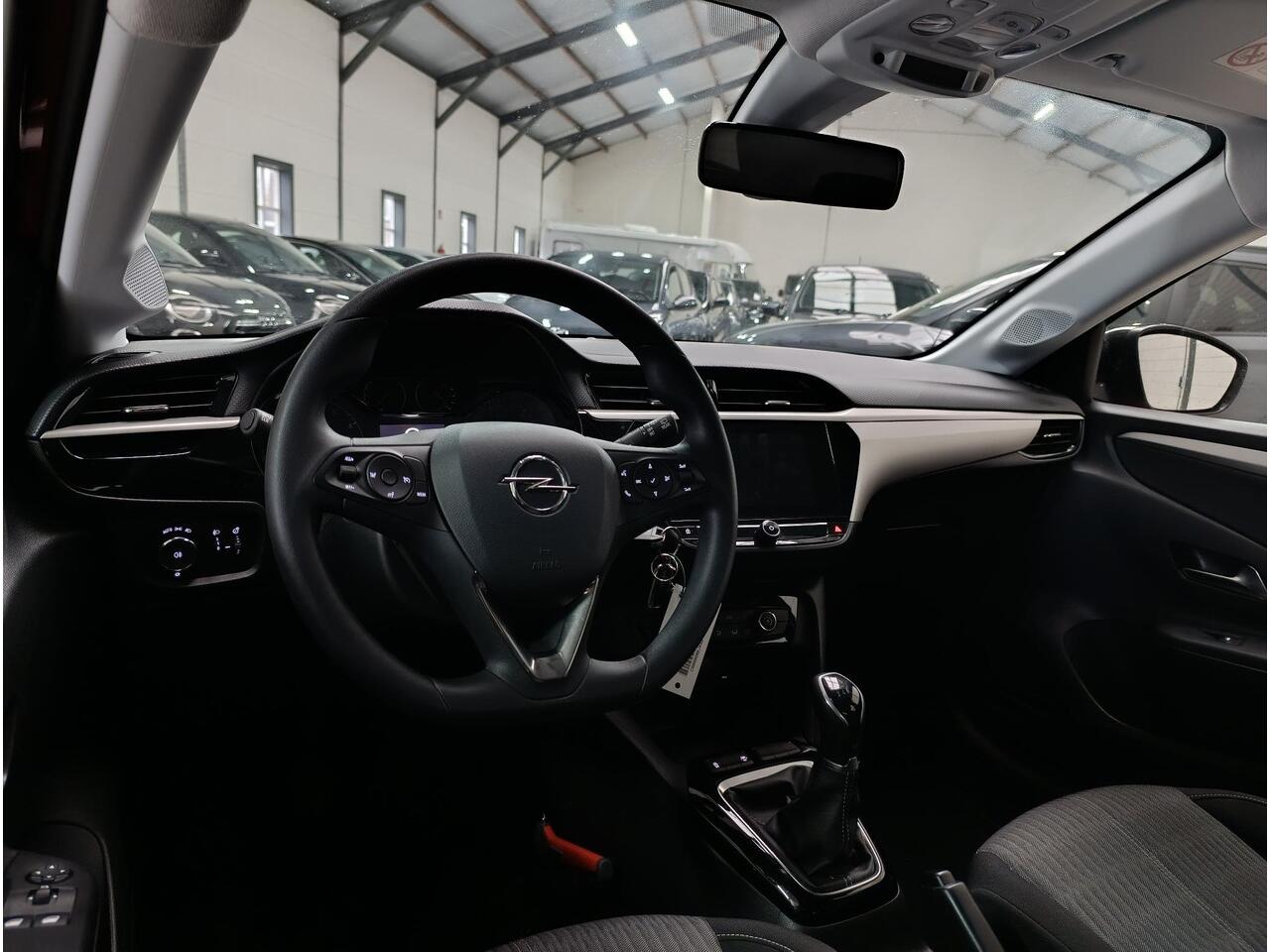 Opel CORSA 1.2 Edition Airconditioning | Audiosysteem | Centrale vergrendeling | Cruise control | Electrische bedienbare ramen