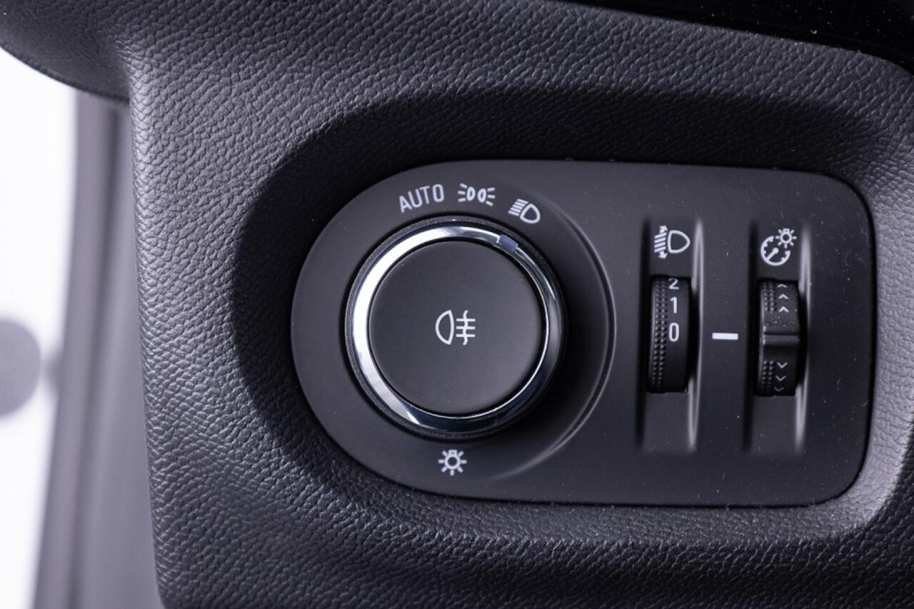 Opel CORSA 1.2 Edition 5-drs | AIRCO ? 1e Eigenaar