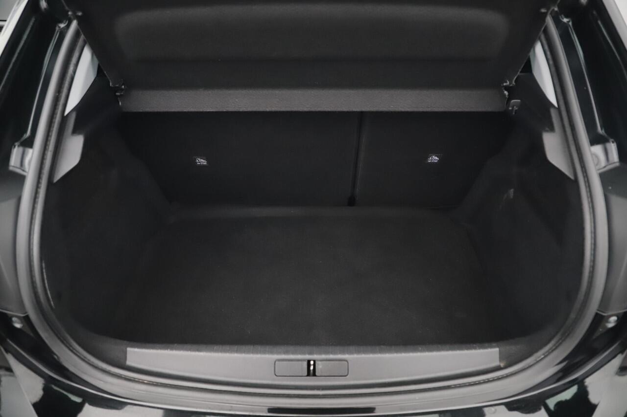 Opel CORSA 1.2 Edition 102PK Navigatie Carplay Android Airco Cruise Bluetooth Elektrische Ramen