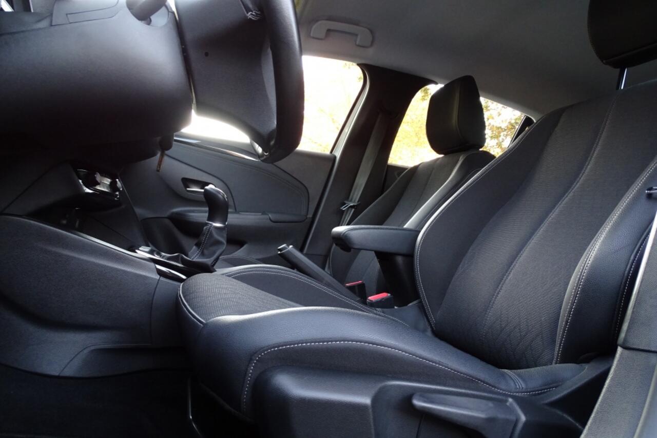 Opel CORSA 1.2 Elegance NWST 1e eig