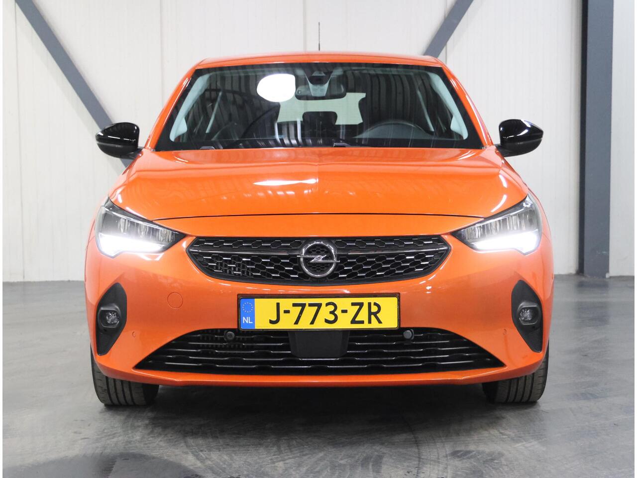 Opel CORSA 100PK Elegance | 1ste eigenaar | AUTOMAAT | AppleCarplay/Android Auto | Camera | Cruise Control | Navigatie | LEER/Stof | Armsteun | Airco | Parkeersensoren |
