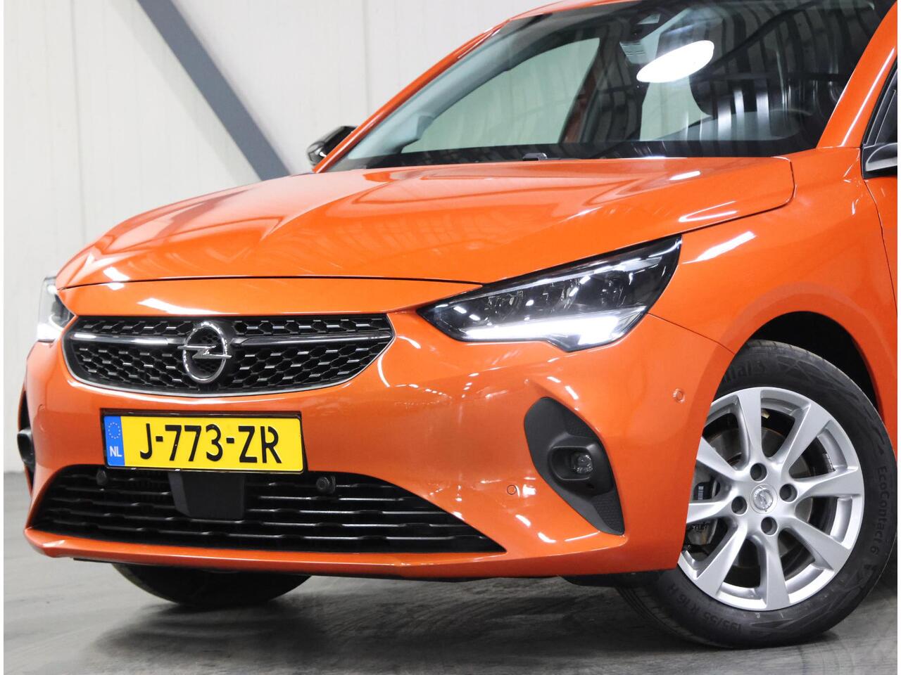 Opel CORSA 100PK Elegance | 1ste eigenaar | AUTOMAAT | AppleCarplay/Android Auto | Camera | Cruise Control | Navigatie | LEER/Stof | Armsteun | Airco | Parkeersensoren |
