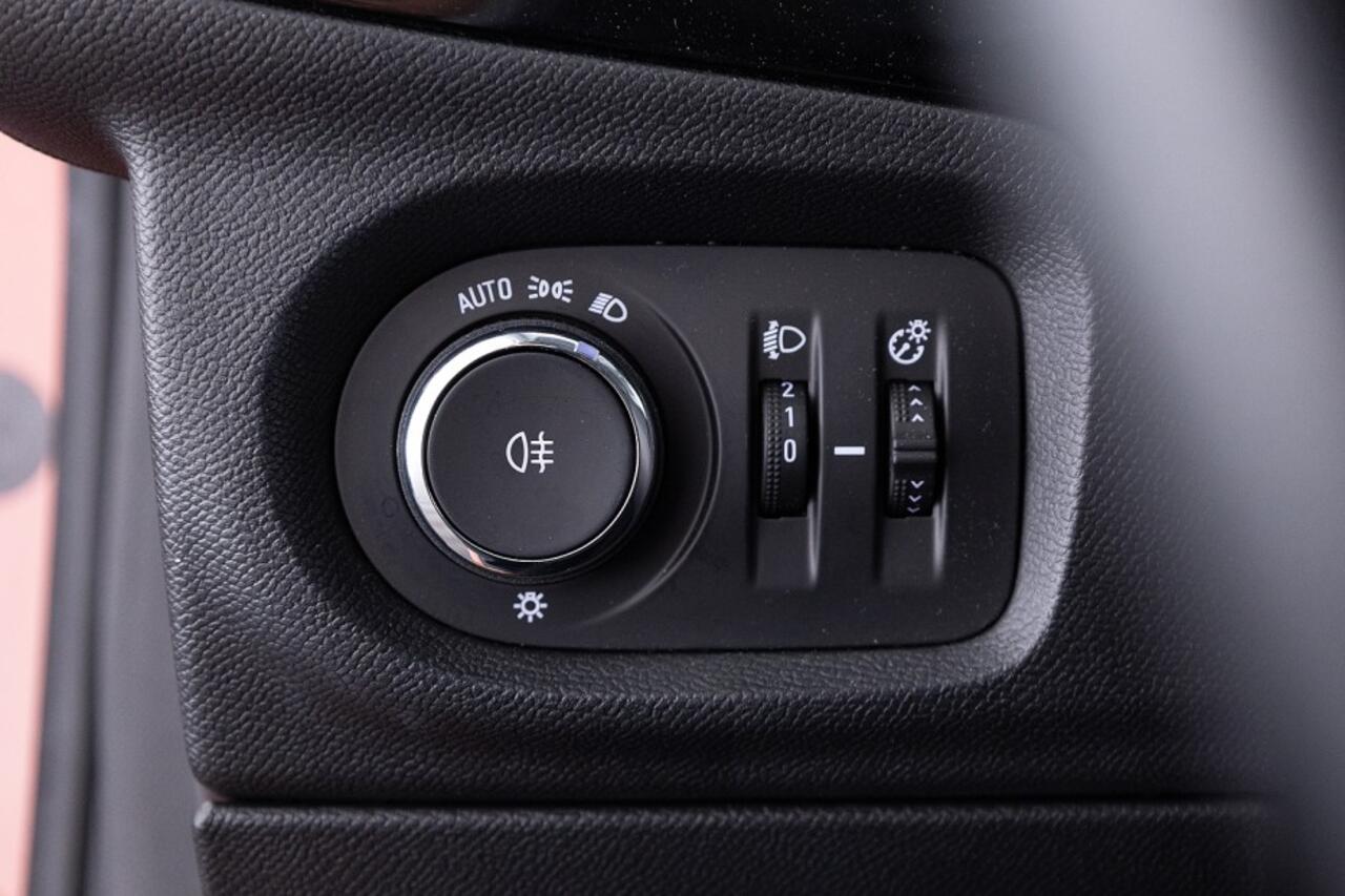 Opel CORSA 1.2 Edition 5-drs | AIRCO ? 1e Eigenaar