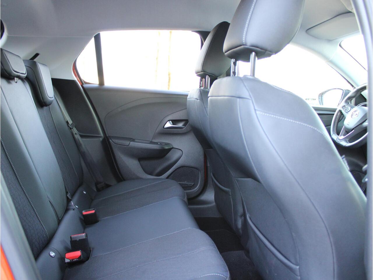 Opel CORSA 1.2 Elegance | Navi / Camera / Airco