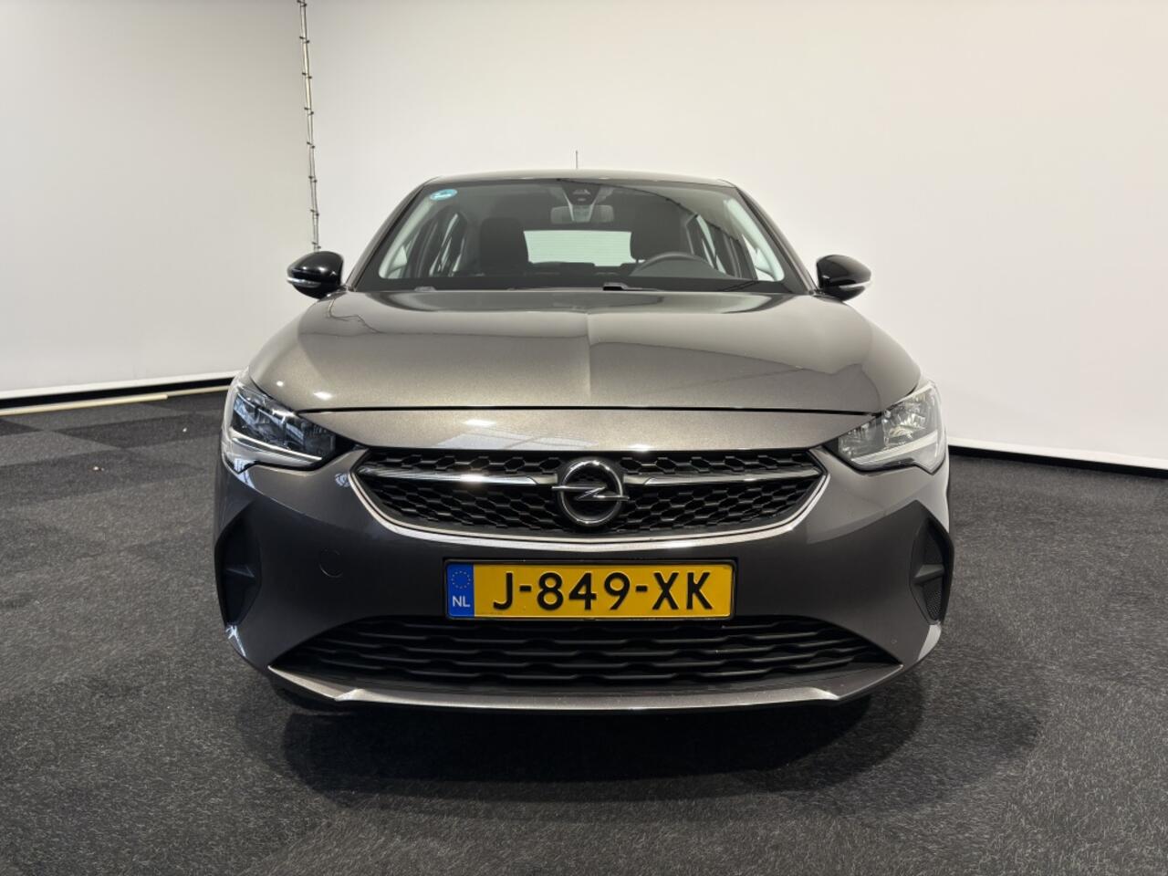Opel CORSA 1.2 Edition 100 PK Full navigation Car play Cruise control Airco