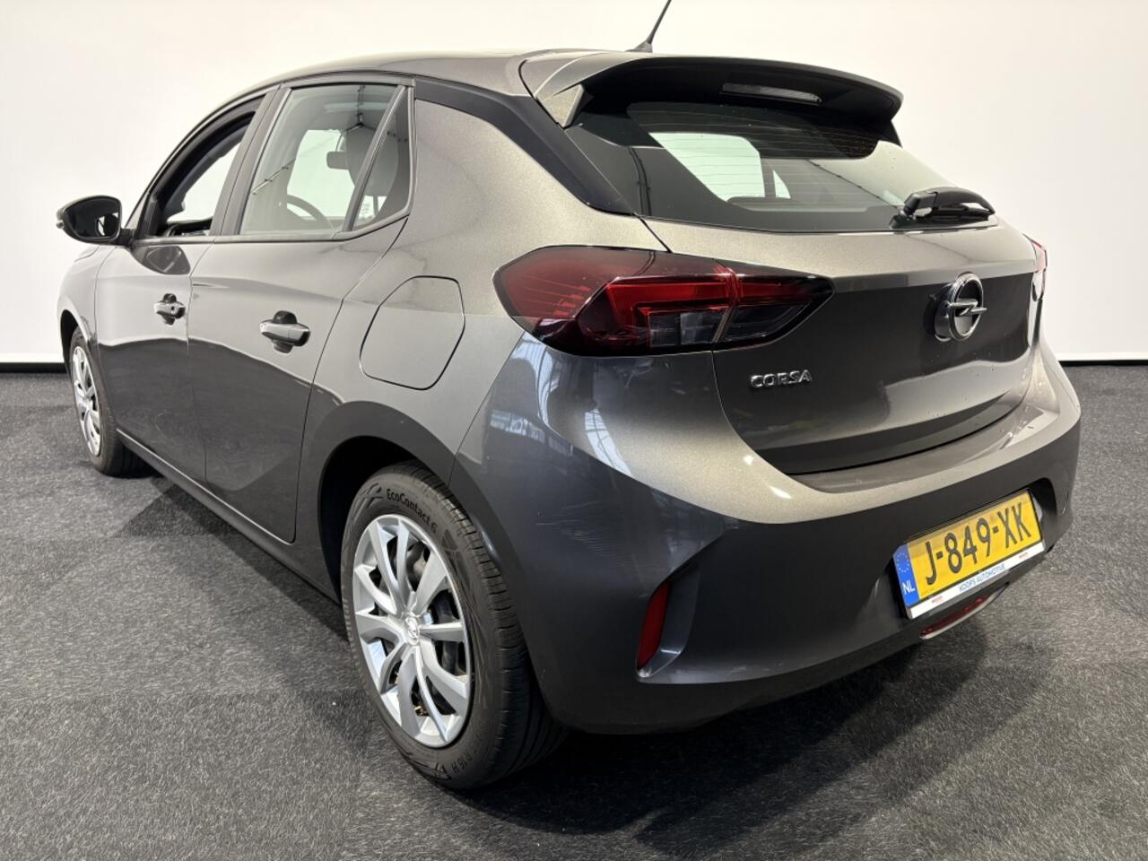 Opel CORSA 1.2 Edition 100 PK Full navigation Car play Cruise control Airco