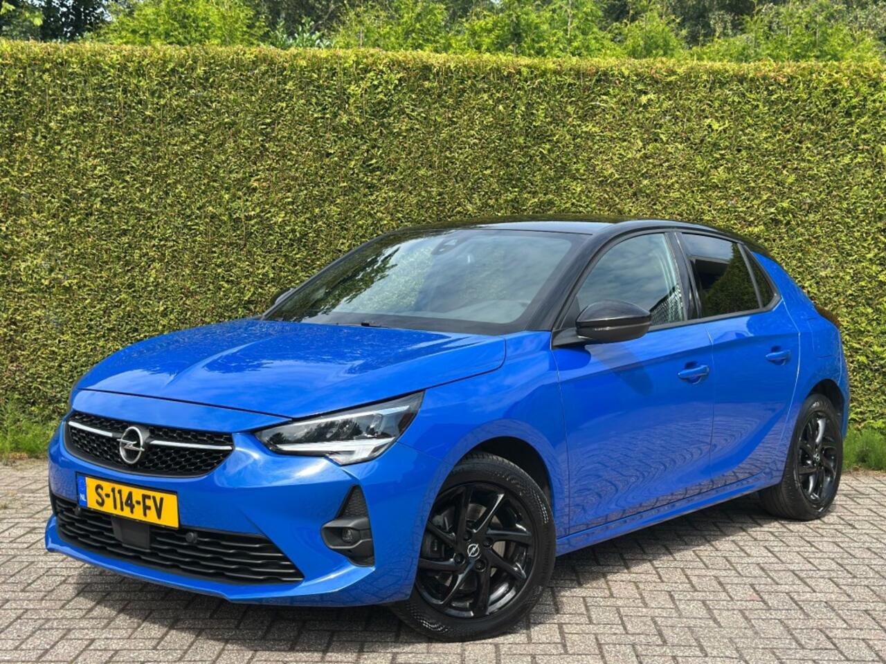 Opel CORSA 1.2 GS Line Nieuw Model 3x voorraad Apple CarPlay Stuur/Stoelverwarming PDC