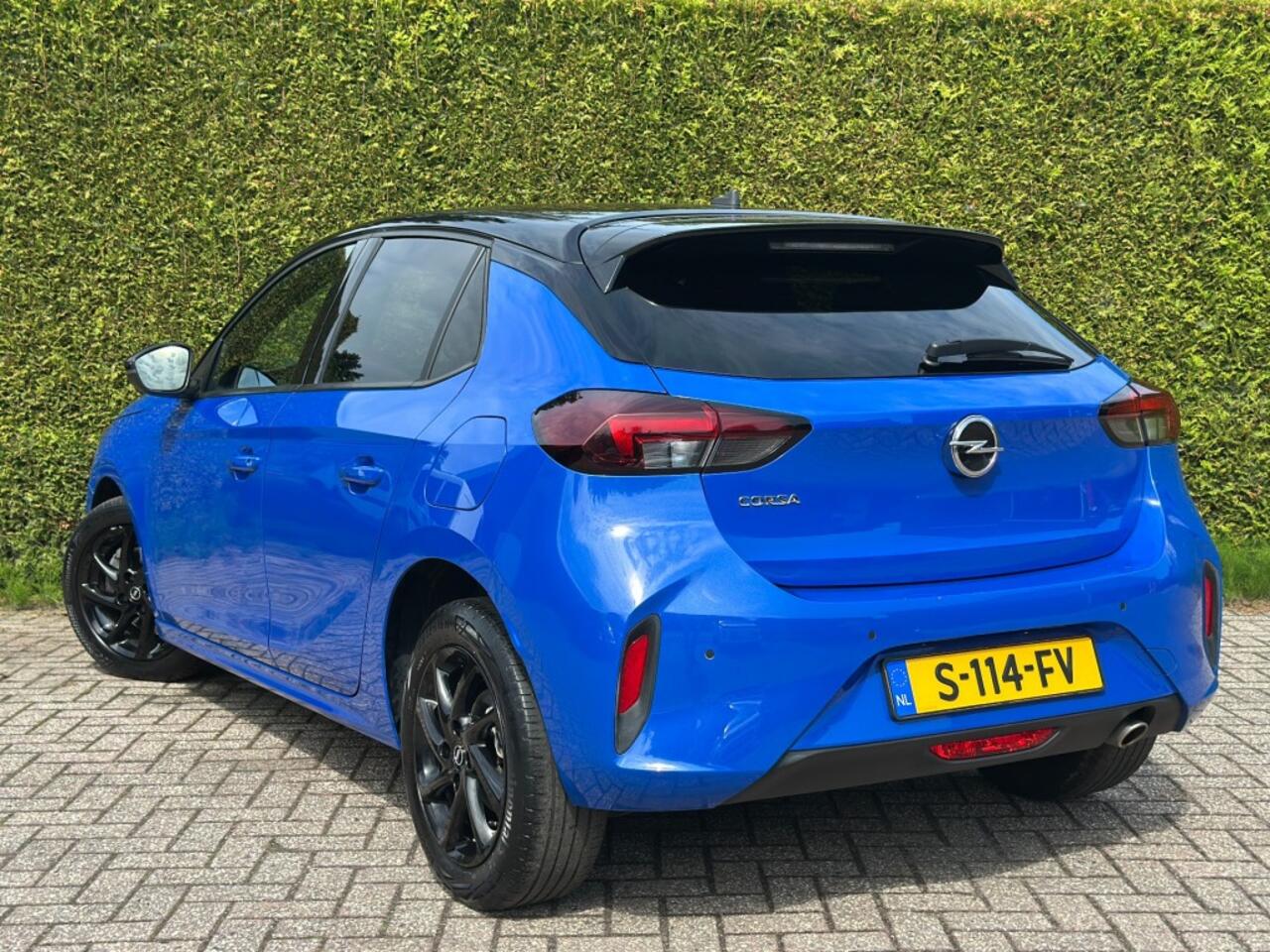 Opel CORSA 1.2 GS Line Nieuw Model 3x voorraad Apple CarPlay Stuur/Stoelverwarming PDC