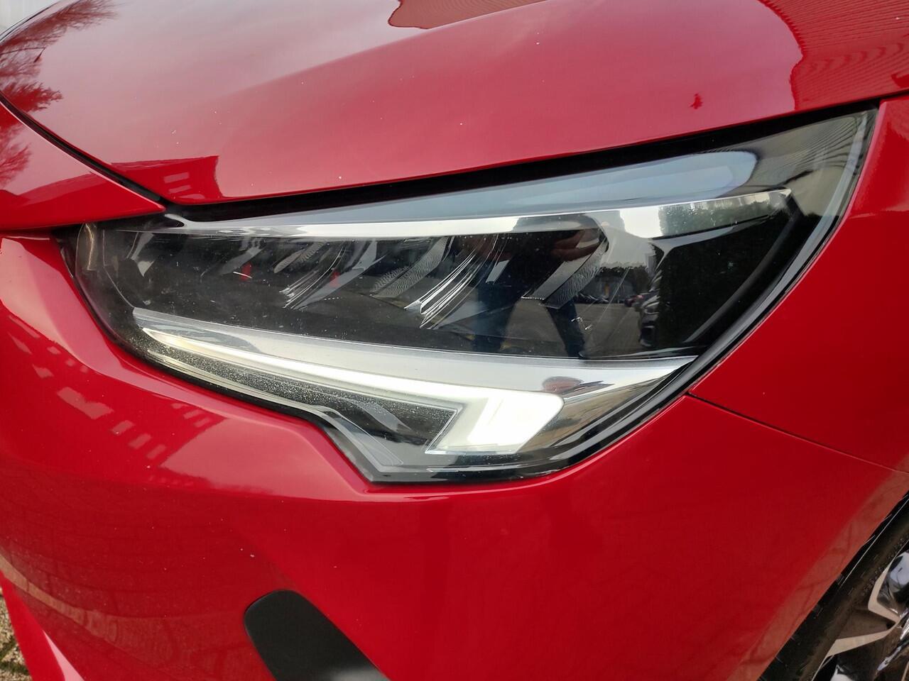 Opel CORSA 1.2 Elegance, Panoramadak, LED, Halfleder, Riem vervangen, Camera