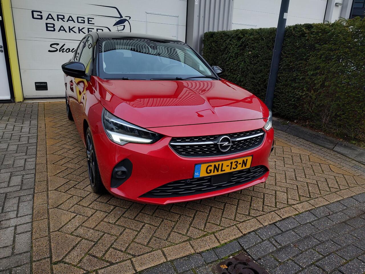 Opel CORSA 1.2 Elegance, Panoramadak, LED, Halfleder, Riem vervangen, Camera