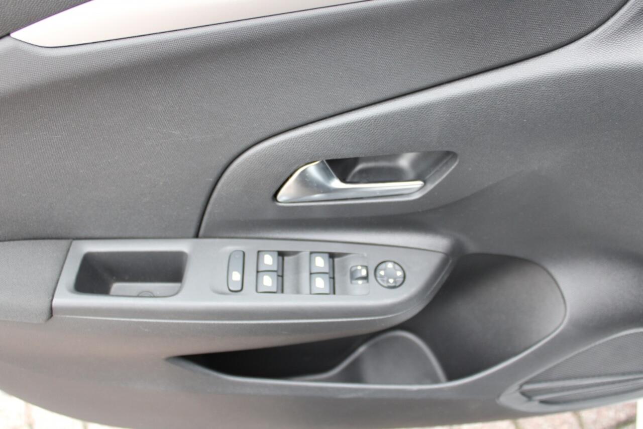 Opel CORSA 1.2Turbo 100pk Edition Navi/Airco/DAB