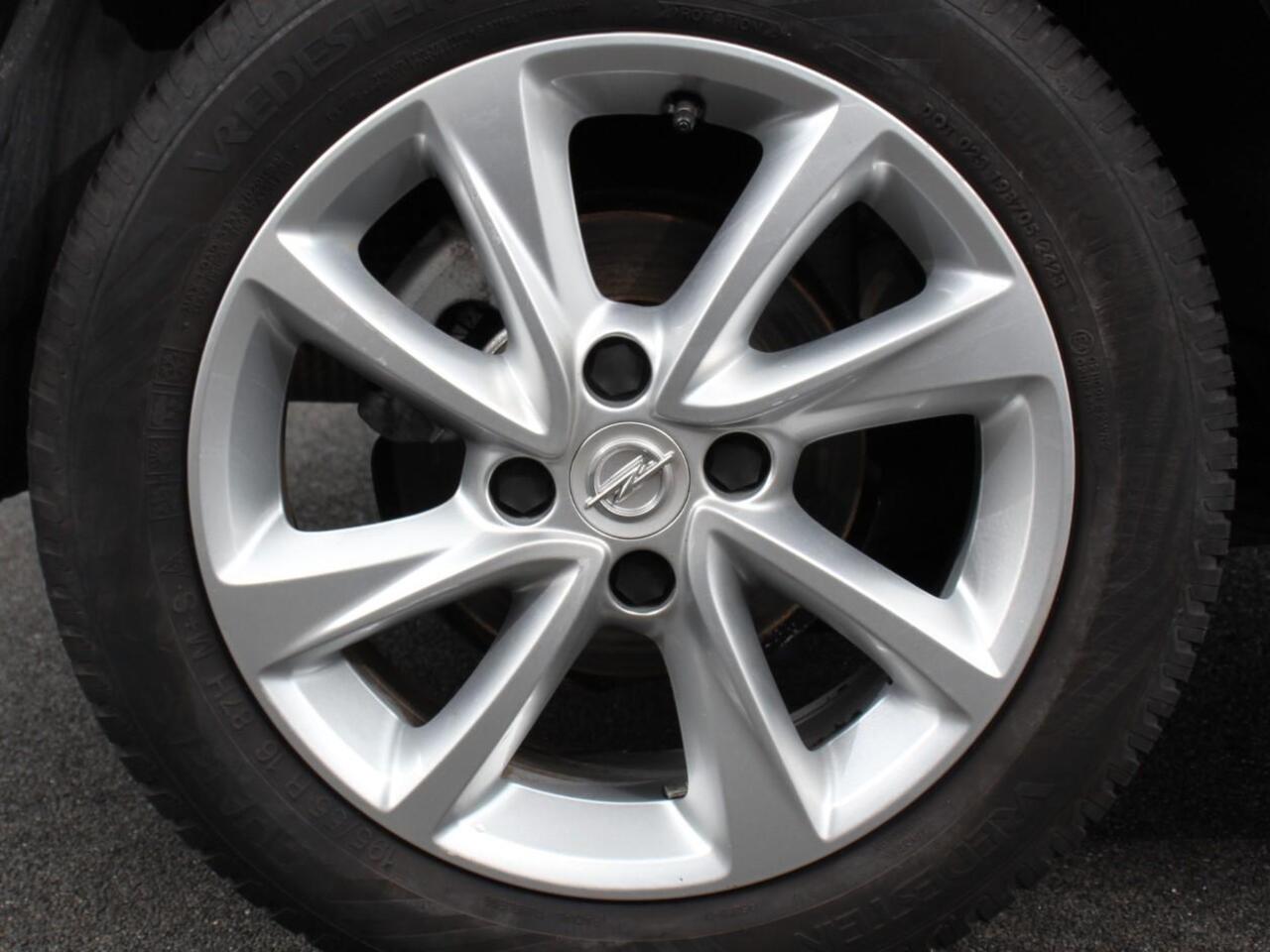 Opel CORSA 1.2 turbo 102pk Elegance | Navigatie | Apple Carplay/Android Auto | Climate Control | Camera | Parkeer sensoren V+A | Lichtmetalen Velgen | Cruise Control