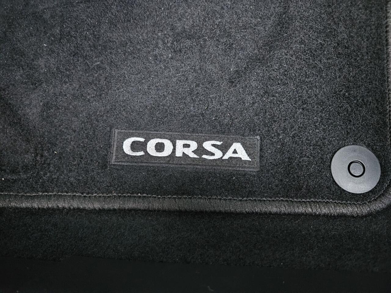 Opel CORSA 1.2 100PK GS Line Carplay Verwarmde stoelen en stuur Sportpack