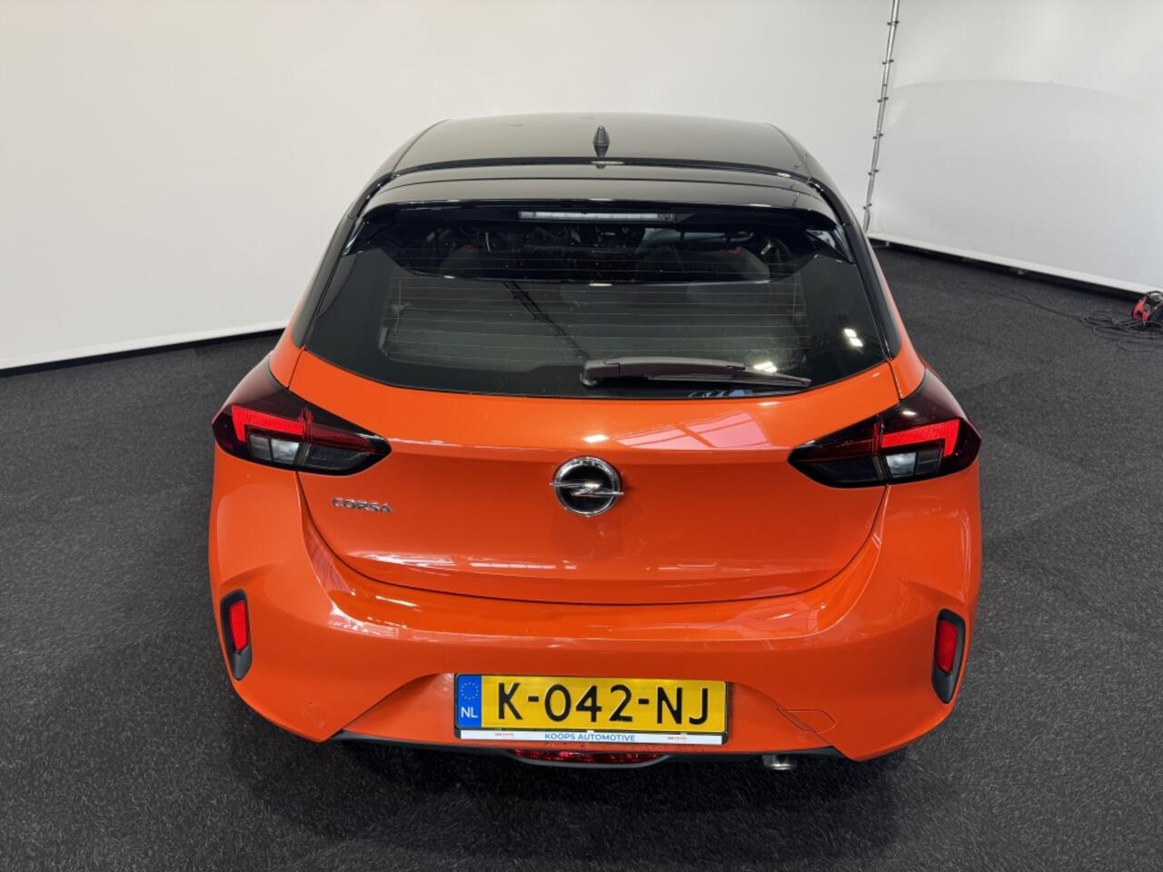 Opel CORSA GS Line 1.2 100 PK Digitaal dash Car play cruise control