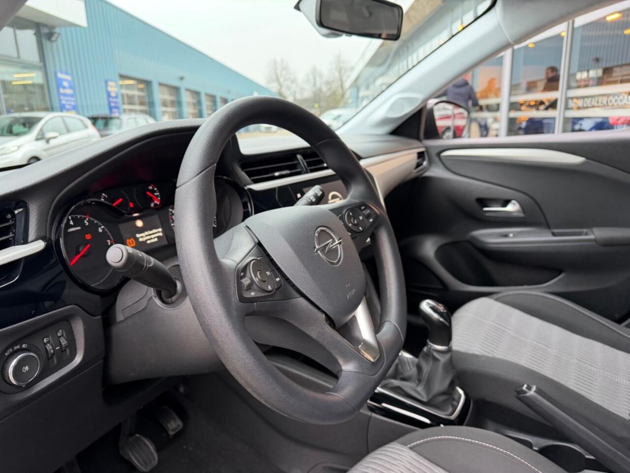 Opel CORSA 1.2 EDITION NAVI AIRCO CRUISE CONTROL