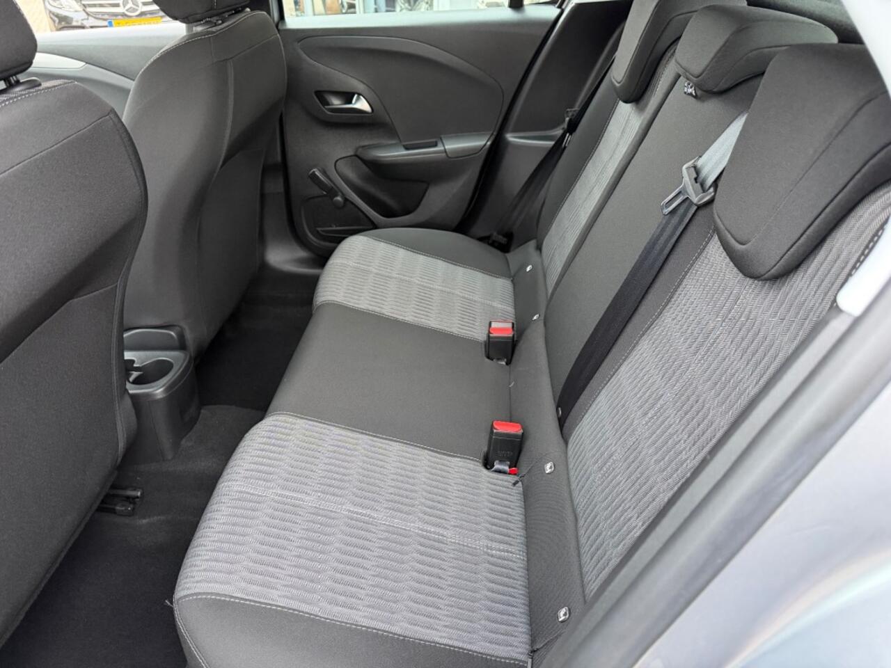 Opel CORSA 1.2 EDITION NAVI AIRCO CRUISE CONTROL