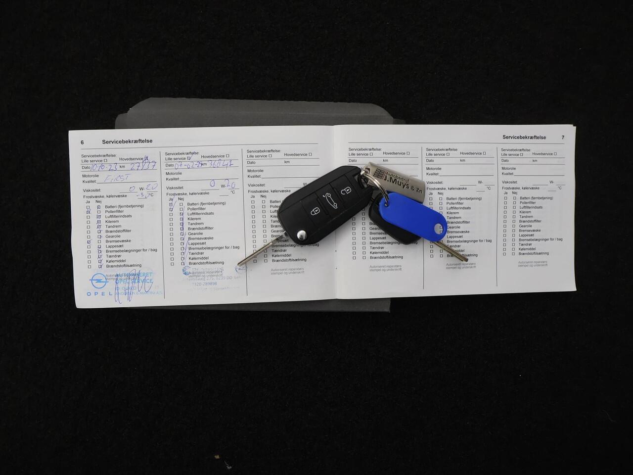 Opel CORSA 1.2 Elegance PANODAK|CAMERA|WINTERPACK|LED|17INCH|CLIMA