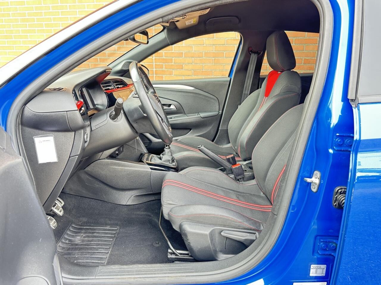 Opel CORSA 1.2 100PK GS Line Carplay Verwarmde Stoelen en Stuur Sportpack