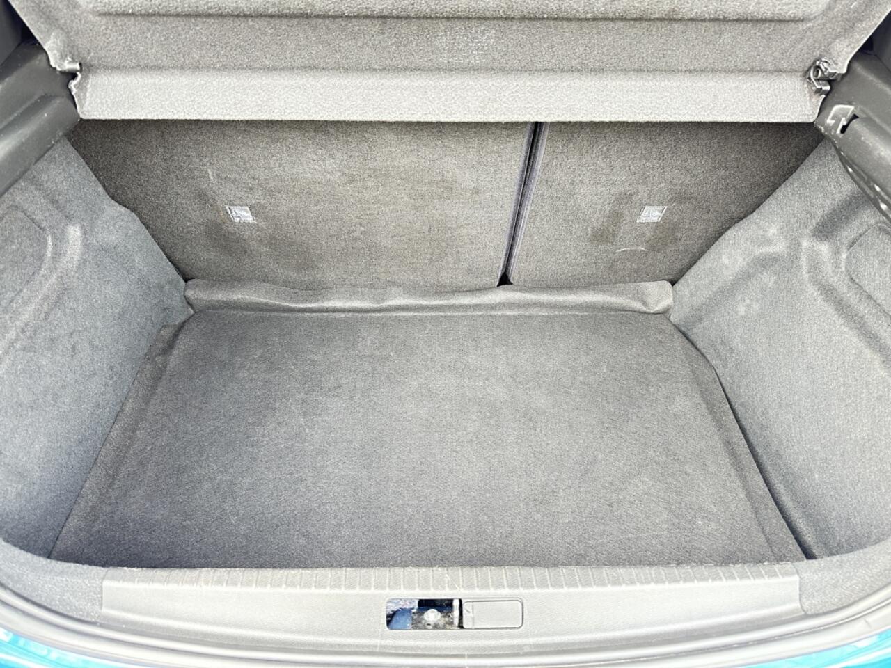 Opel CORSA 1.2 100PK GS Line Carplay Verwarmde Stoelen en Stuur Sportpack