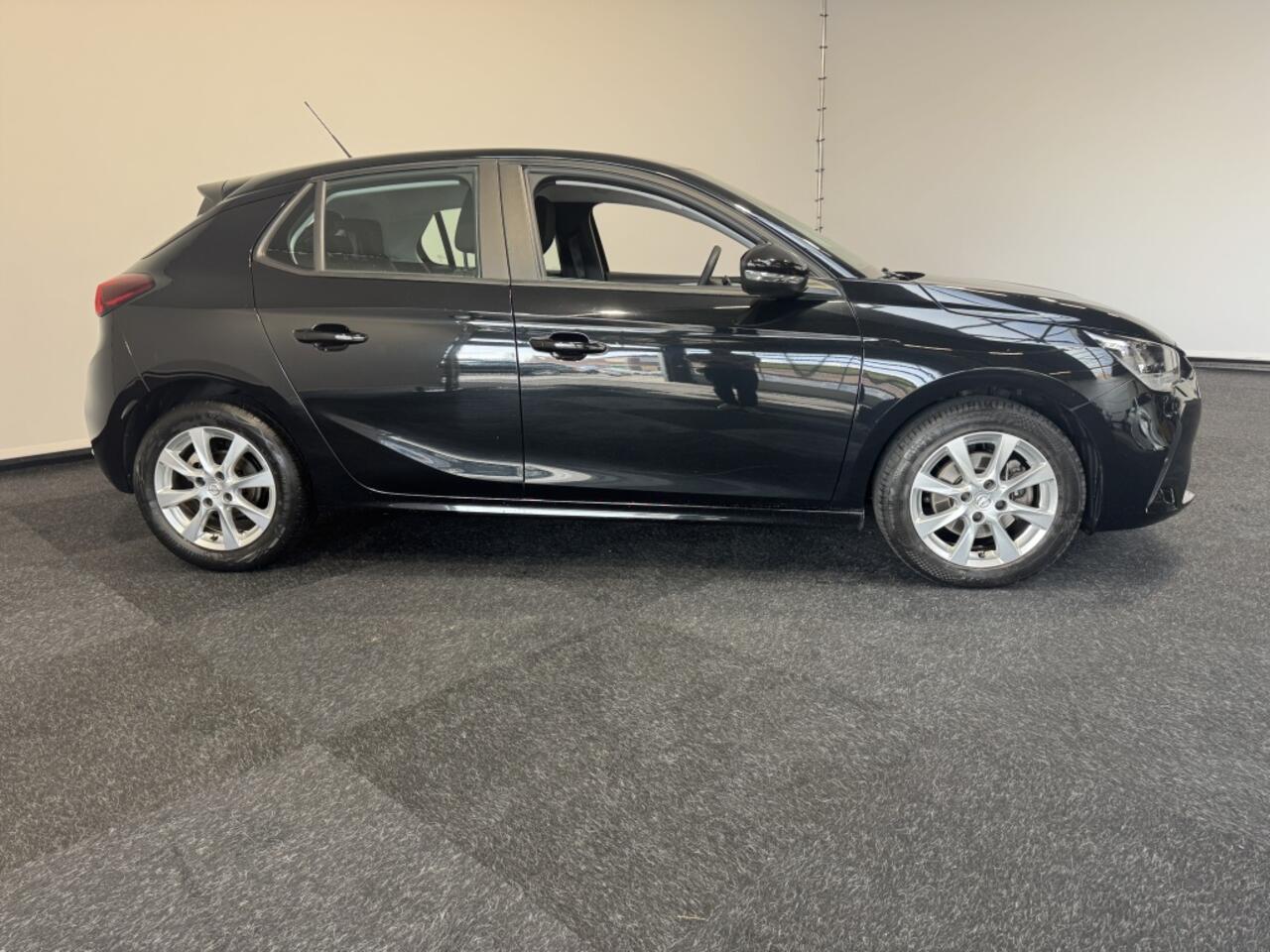 Opel CORSA 1.2 Edition 100 PK Car Play Airco Cruise Control 37000 km