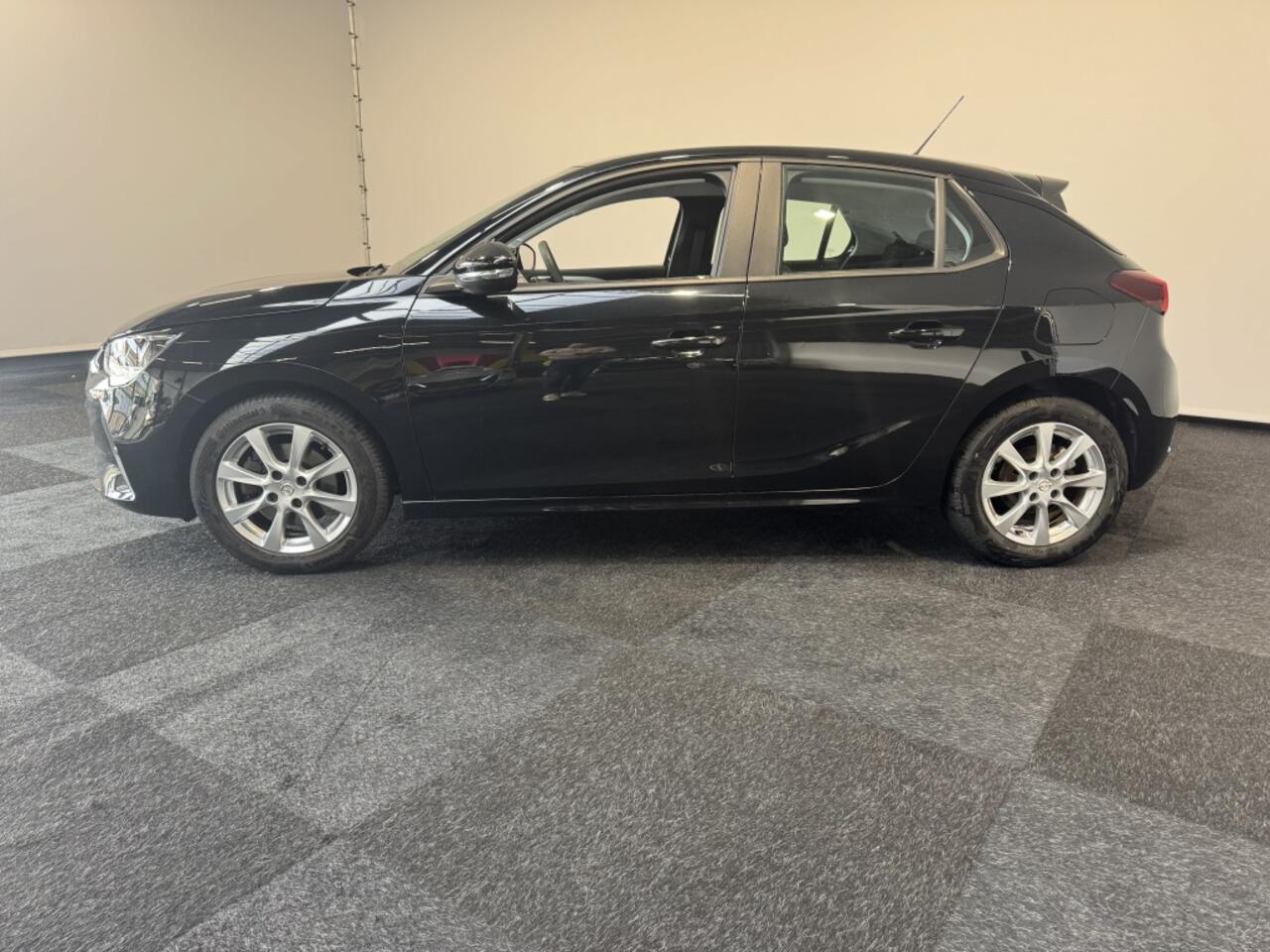 Opel CORSA 1.2 Edition 100 PK Car Play Airco Cruise Control 37000 km