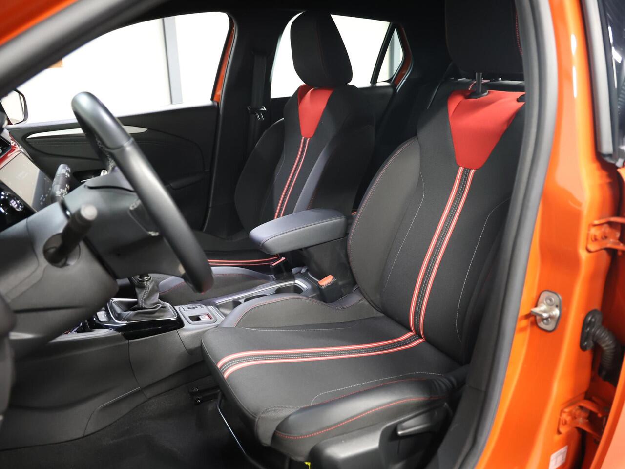 Opel CORSA 100PK GS Line | 1ste eigenaar | Climate | Parkeersensoren | AppleCarPlay/Android | Armsteun | DAB Radio | Navigatie | Keyless | LED lampen | Isofix | Two-Tone |
