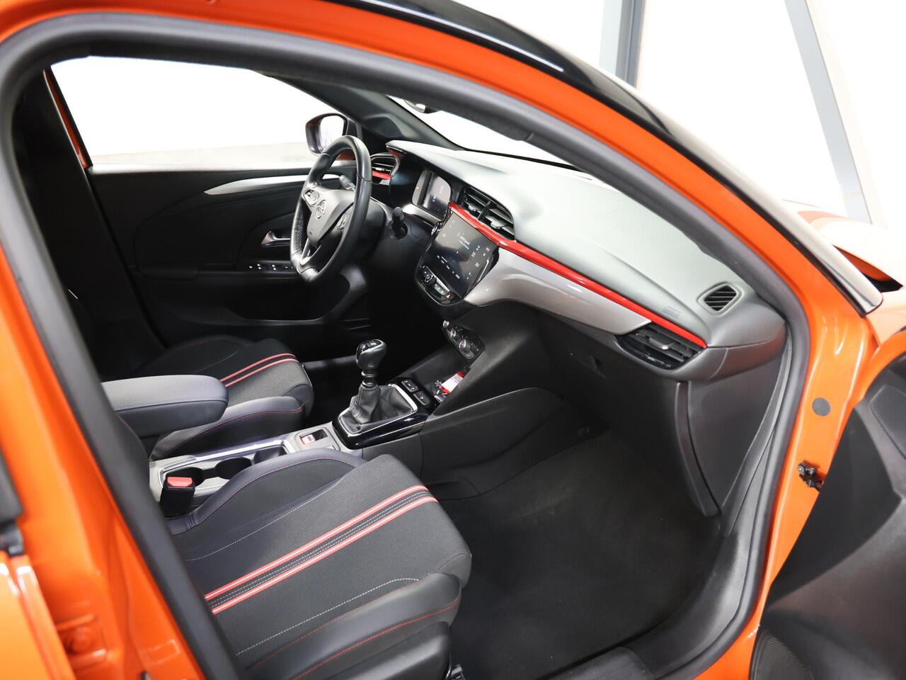 Opel CORSA 100PK GS Line | 1ste eigenaar | Climate | Parkeersensoren | AppleCarPlay/Android | Armsteun | DAB Radio | Navigatie | Keyless | LED lampen | Isofix | Two-Tone |