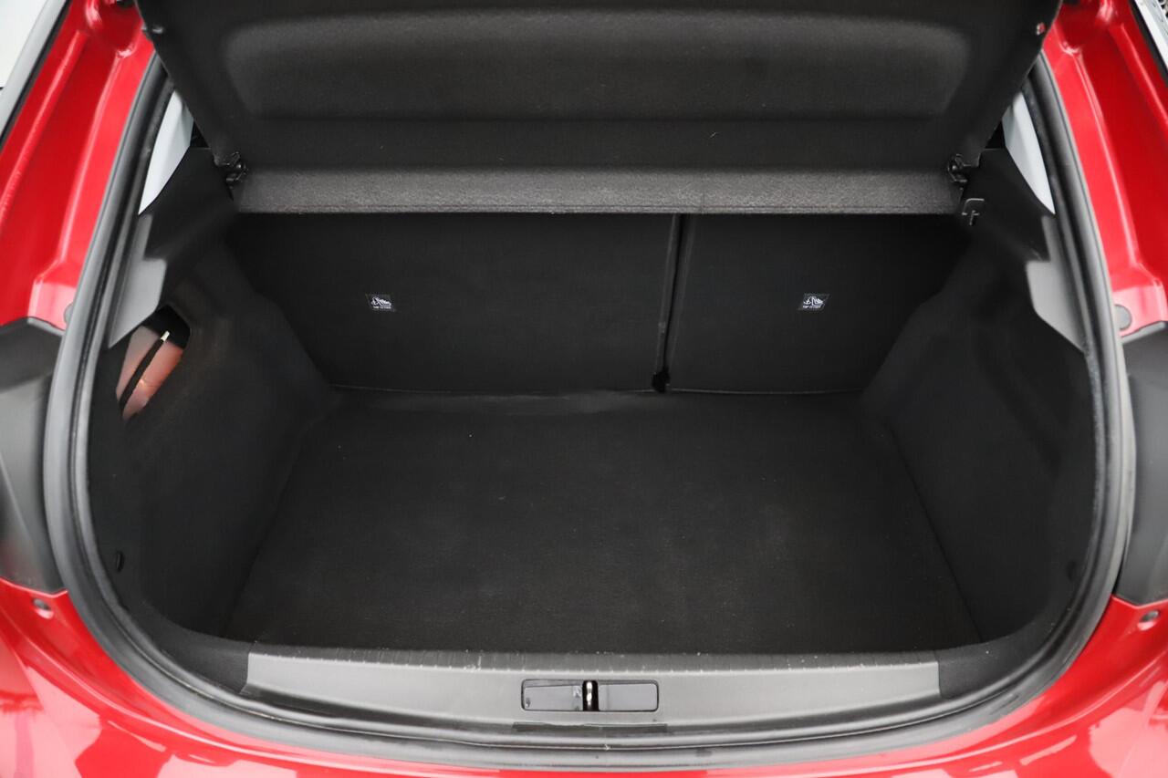 Opel CORSA 1.2 Elegance 102PK Lesauto Dubbele Bediening Half Leder 16 inch LMV Keyless Virtual Cockpit Climate Cruise Control Navigatie Achteruitrijcamera LED Parkeersensors Dodehoek