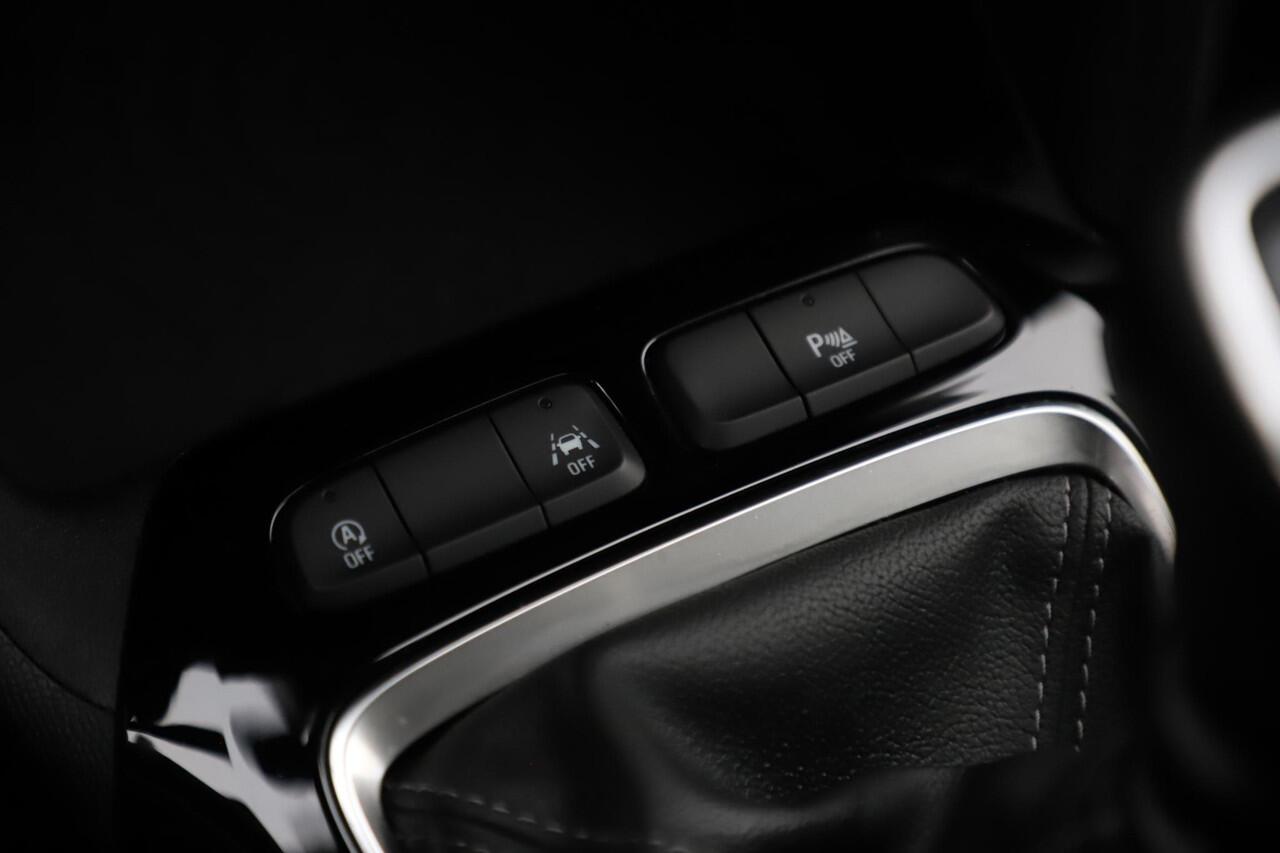 Opel CORSA 1.2 Elegance 102PK Lesauto Dubbele Bediening Half Leder 16 inch LMV Keyless Virtual Cockpit Climate Cruise Control Navigatie Achteruitrijcamera LED Parkeersensors Dodehoek