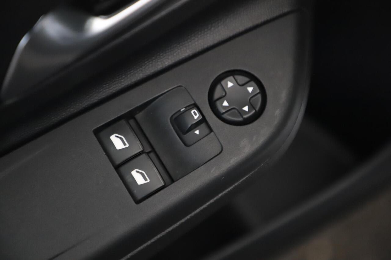 Opel CORSA 1.2 Edition 102PK 16 inch LMV Carplay Android Navigatie Airco Cruise Parkeersensor