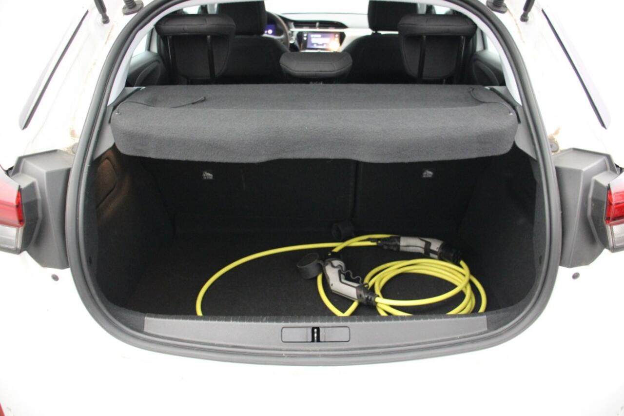 Opel CORSA Edition 50 kWh 3 Fase - Carplay, Navi, Cruise, Clima, SOH 90,7%